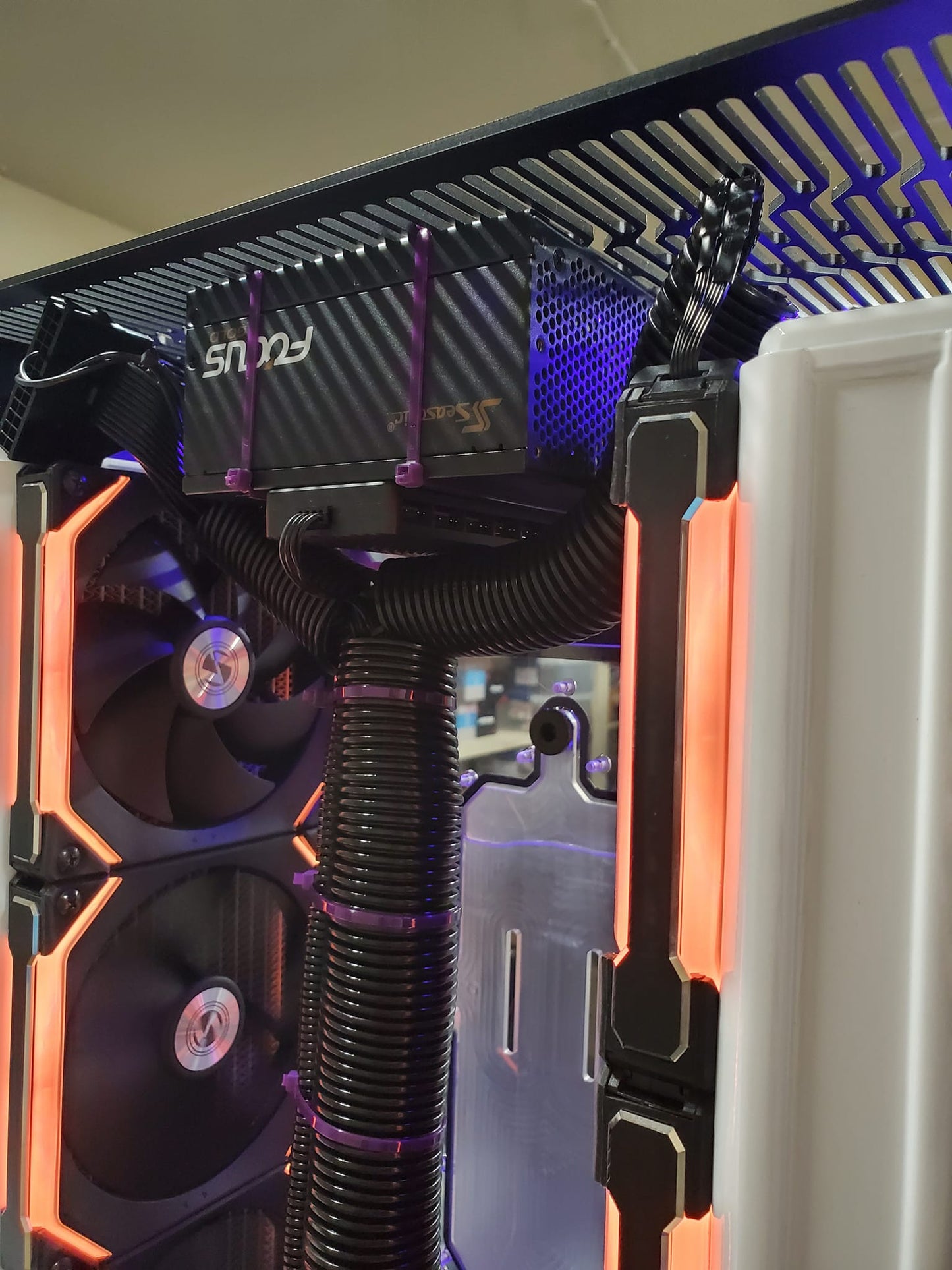 Custom Critical Geometry