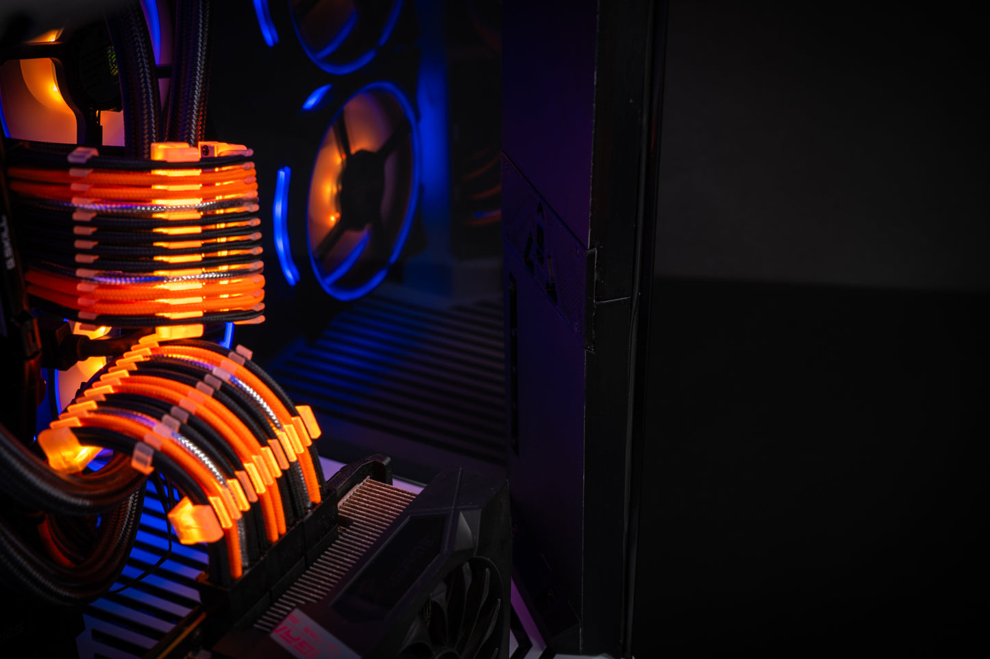 Custom Luxury Y60 Gaming PC
