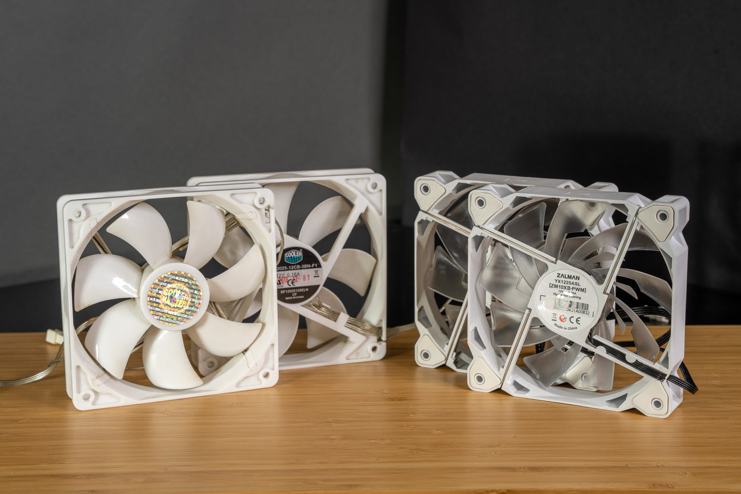 Retro White Fan Grab Bag